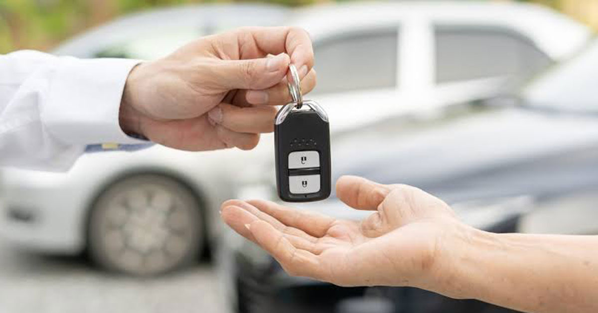 Checklist for Buying Used Cars in UAE – Accident History, Tyres, and More