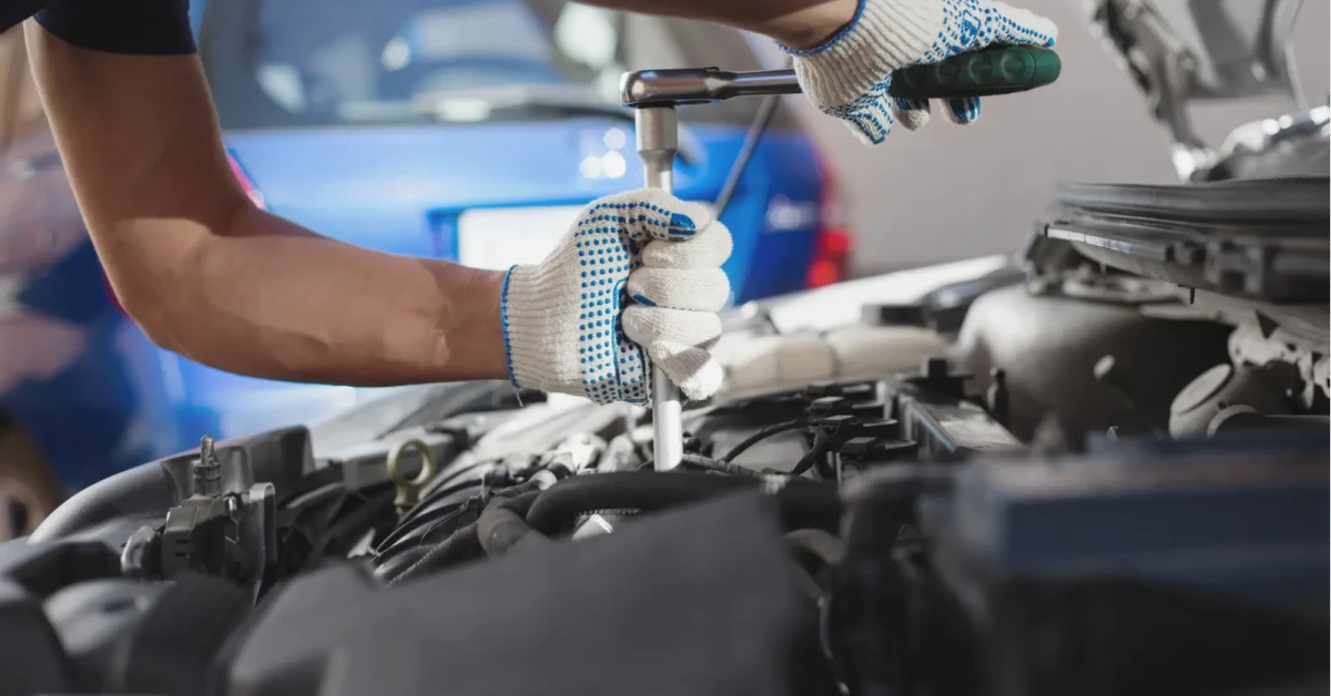 Complete Guide to Motor Oil Changes for Cars in the UAE